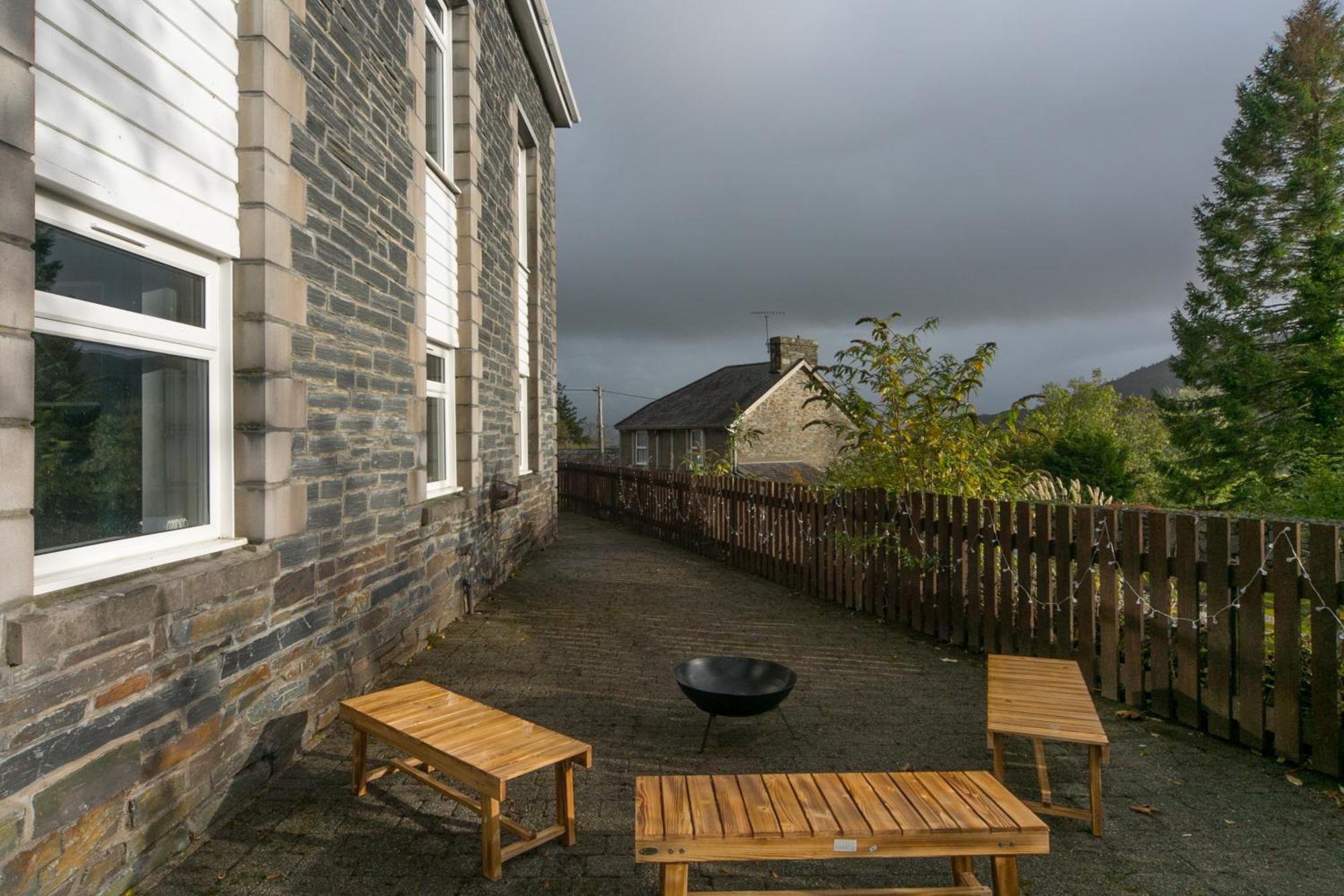 Luxury Home 10 Min To Snowdonia Football Table Tremadog المظهر الخارجي الصورة
