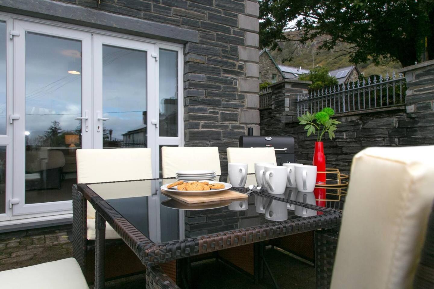 Luxury Home 10 Min To Snowdonia Football Table Tremadog المظهر الخارجي الصورة